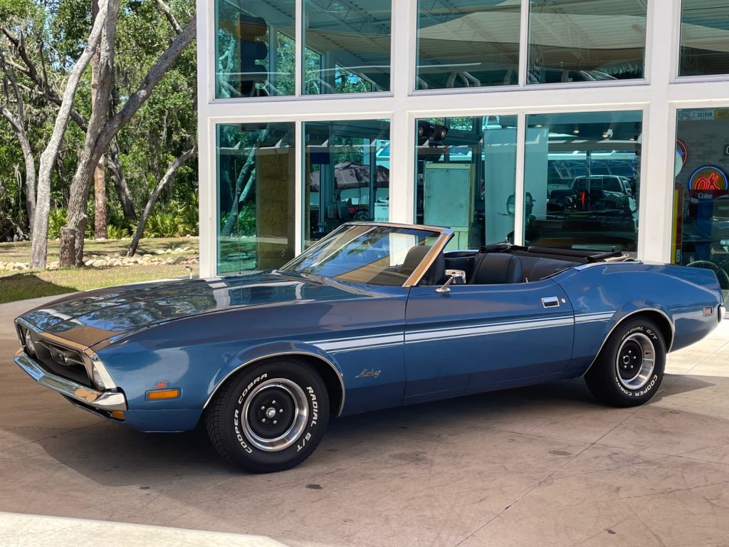 1971 Ford Mustang Convertible photo 1
